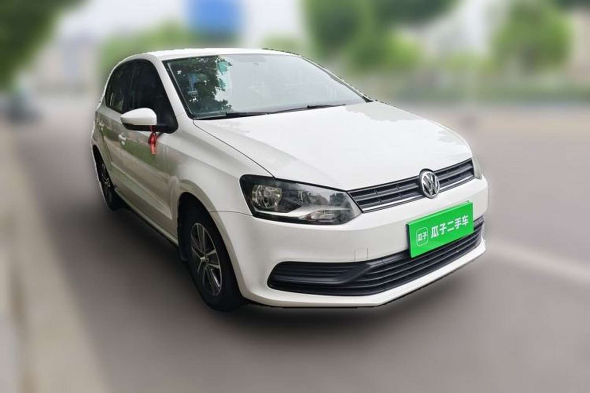 Used Volkswagen Polo 2016 1.4L Manual Fashion Model Front Right 45 Deg
