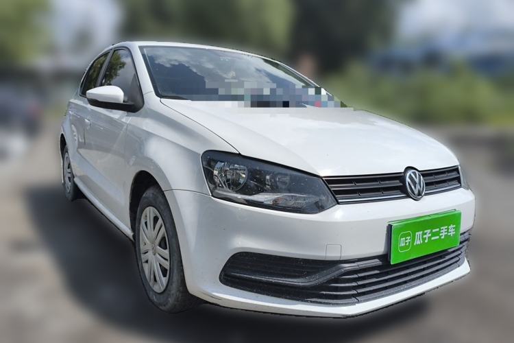 Used Volkswagen Polo 2016 1.4L Automatic Trendy Model Front Right 45 Deg