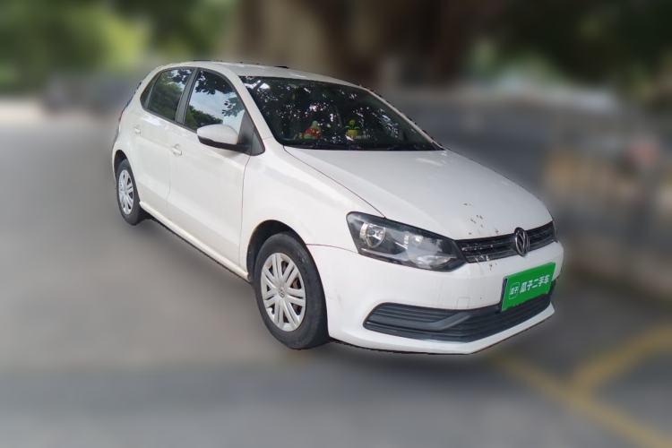 Used Volkswagen Polo 2016 1.4L Automatic Trendy Model Front Right 45 Deg