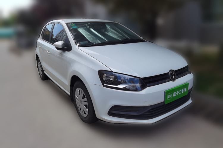Used Volkswagen Polo 2016 1.4L Automatic Trendy Model Front Right 45 Deg