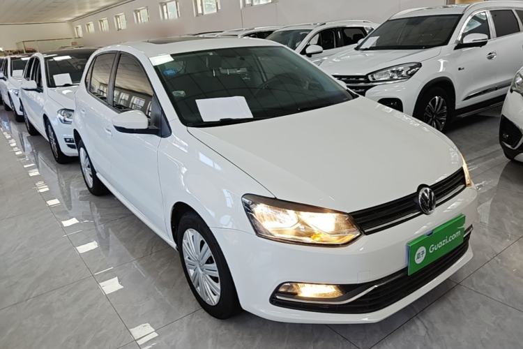 Used Volkswagen Polo 2016 1.6L Automatic Comfort Model Front Right 45 Deg