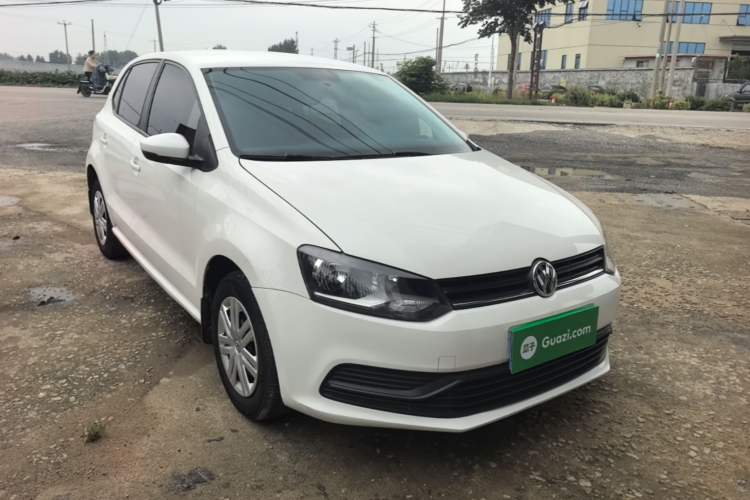 Used Volkswagen Polo 2016 1.4L Manual Fashion Model Front Right 45 Deg