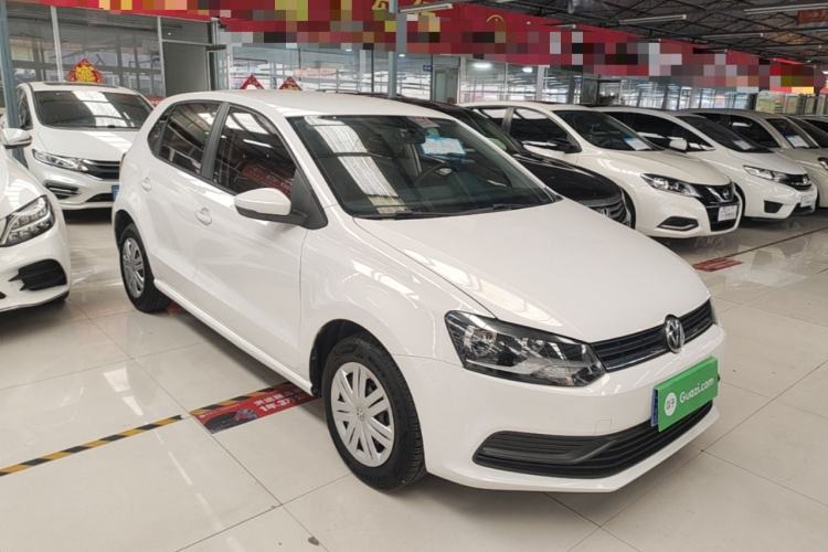 Used Volkswagen Polo 2016 1.4L Automatic Trendy Model Front Right 45 Deg