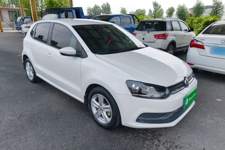 Used Volkswagen Polo 2016 1.4L Manual Fashion Model Front Right 45 Deg