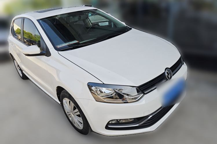 Used Volkswagen Polo 2016 1.6L Automatic Comfort Model Front Right 45 Deg