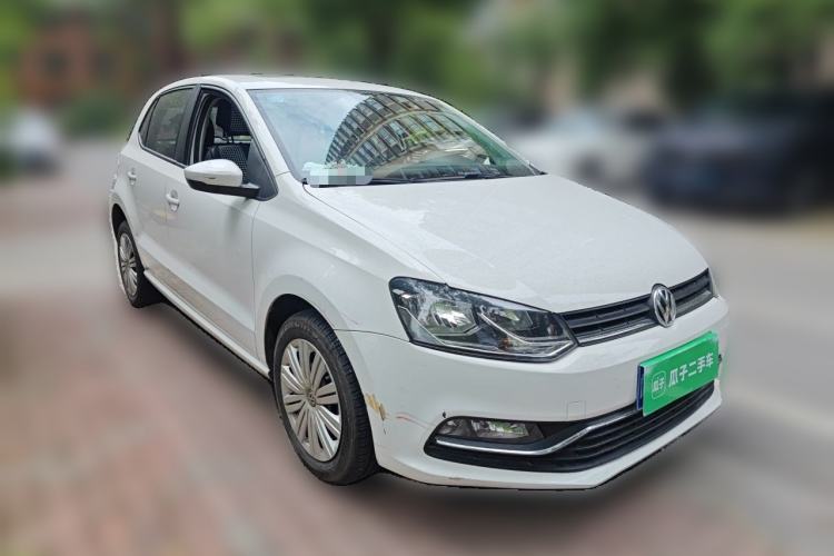 Used Volkswagen Polo 2016 1.6L Automatic Comfort Model Front Right 45 Deg