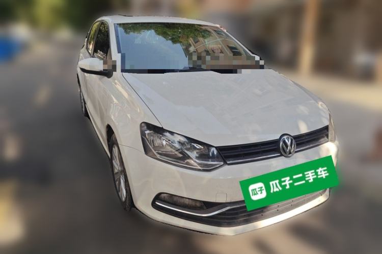 Used Volkswagen Polo 2016 1.6L Automatic Comfort Model Front Right 45 Deg