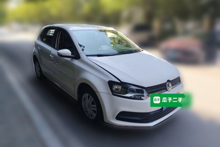 Used Volkswagen Polo 2016 1.4L Manual Fashion Model Front Right 45 Deg