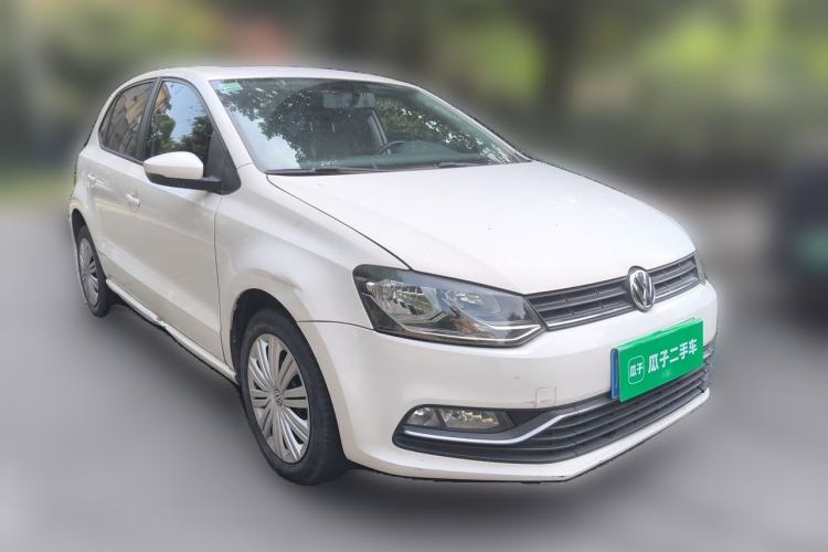 Used Volkswagen Polo 2016 1.6L Automatic Comfort Model Front Right 45 Deg