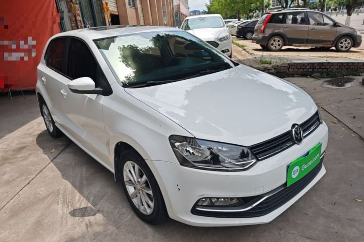 Used Volkswagen Polo 2016 1.6L Automatic Comfort Model Front Right 45 Deg