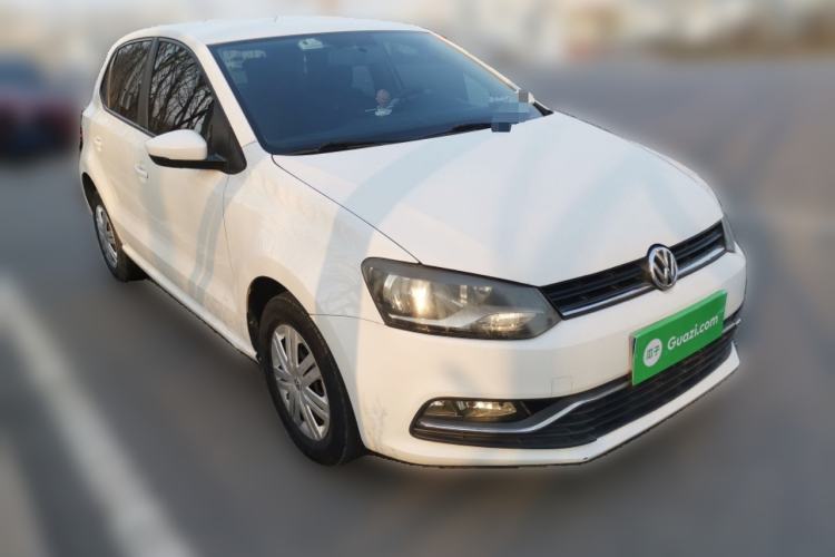 Used Volkswagen Polo 2016 1.4L Automatic Trendy Model Front Right 45 Deg