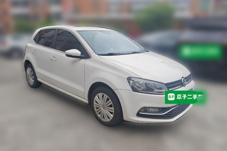 Used Volkswagen Polo 2016 1.6L Automatic Comfort Model Front Right 45 Deg