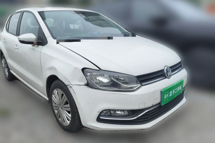 Used Volkswagen Polo 2016 1.6L Automatic Luxury Model Front Right 45 Deg