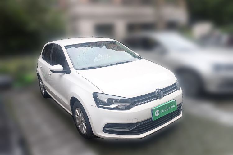 Used Volkswagen Polo 2016 1.4L Automatic Trendy Model Front Right 45 Deg