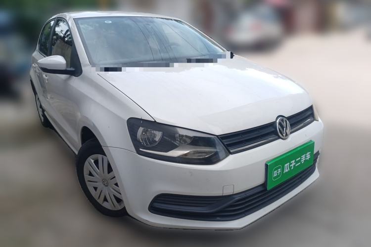 Used Volkswagen Polo 2016 1.4L Automatic Trendy Model Front Right 45 Deg