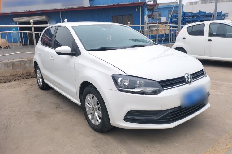 Used Volkswagen Polo 2016 1.4L Automatic Trendy Model Front Right 45 Deg
