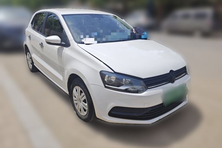 Used Volkswagen Polo 2016 1.4L Automatic Trendy Model Front Right 45 Deg