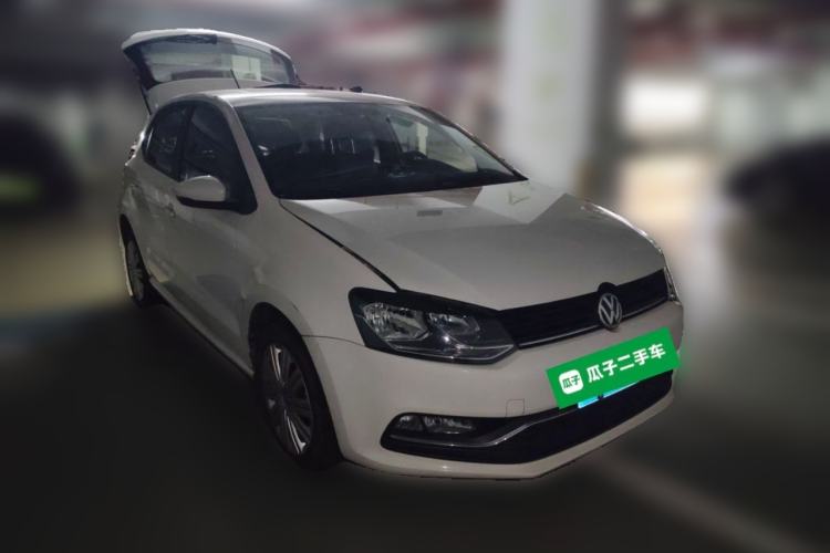 Used Volkswagen Polo 2016 1.6L Automatic Comfort Model Front Right 45 Deg