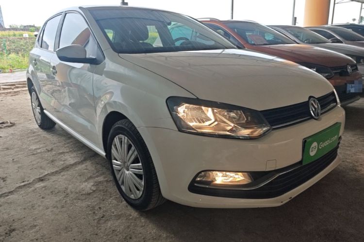 Used Volkswagen Polo 2016 1.6L Automatic Comfort Model Front Right 45 Deg