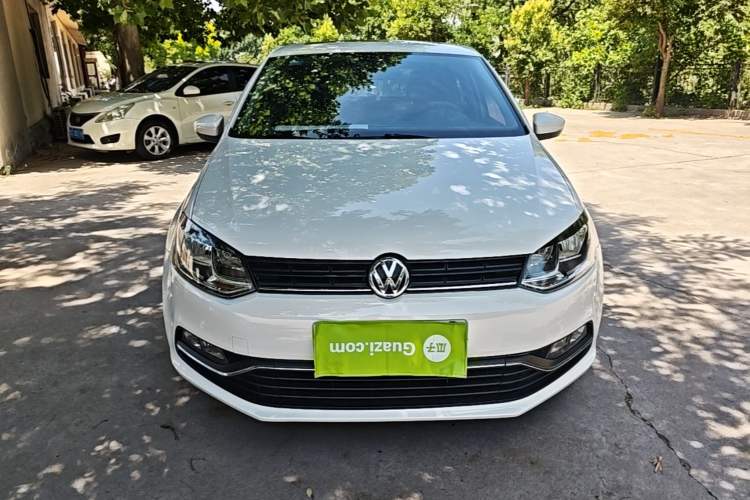 Used Volkswagen Polo 2016 1.6L Automatic Comfort Model Front