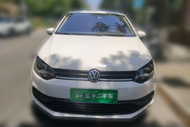 Used Volkswagen Polo 2016 1.4L Manual Fashion Model Front