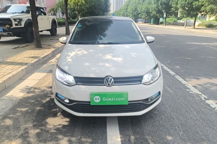 Used Volkswagen Polo 2016 1.6L Automatic Comfort Model Front
