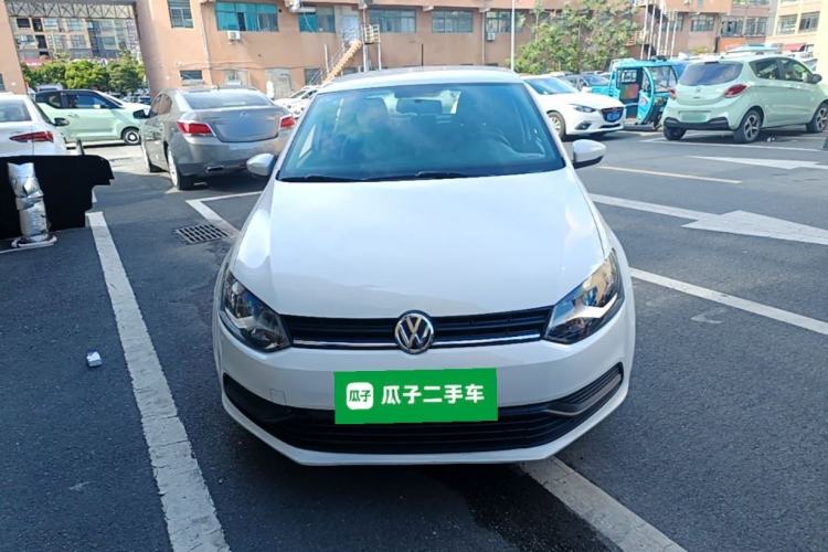 Used Volkswagen Polo 2016 1.4L Manual Fashion Model Front