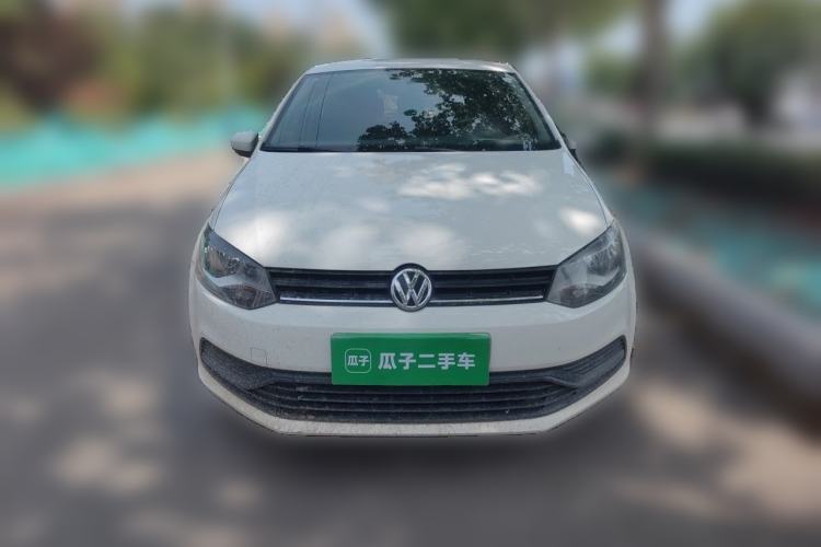 Used Volkswagen Polo 2016 1.4L Manual Fashion Model Front