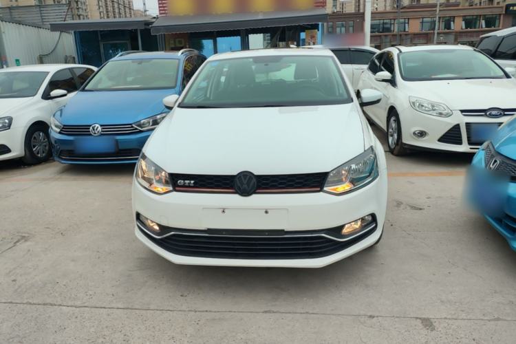 Used Volkswagen Polo 2016 1.6L Automatic Comfort Model Front