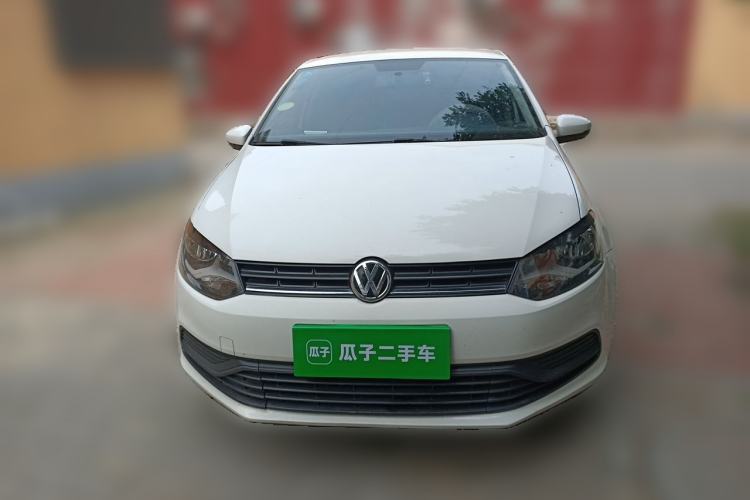 Used Volkswagen Polo 2016 1.4L Manual Fashion Model Front