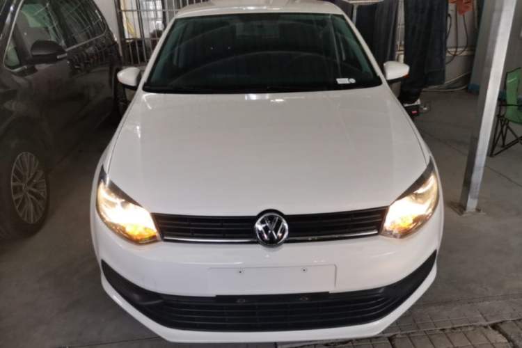 Used Volkswagen Polo 2016 1.4L Automatic Trendy Model Front