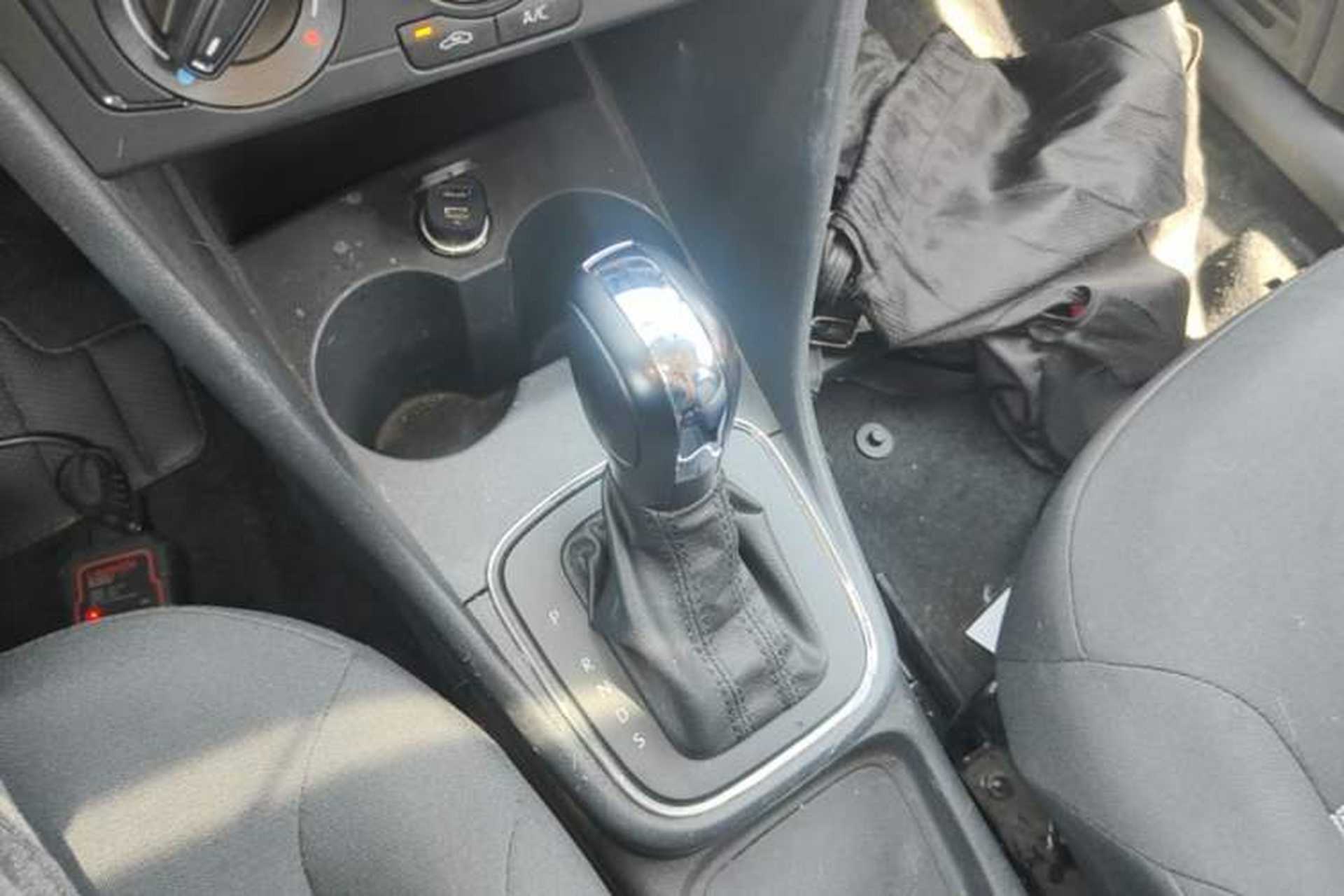 Used Volkswagen Polo 2016 1.4L Automatic Trendy Model Gear Lever
