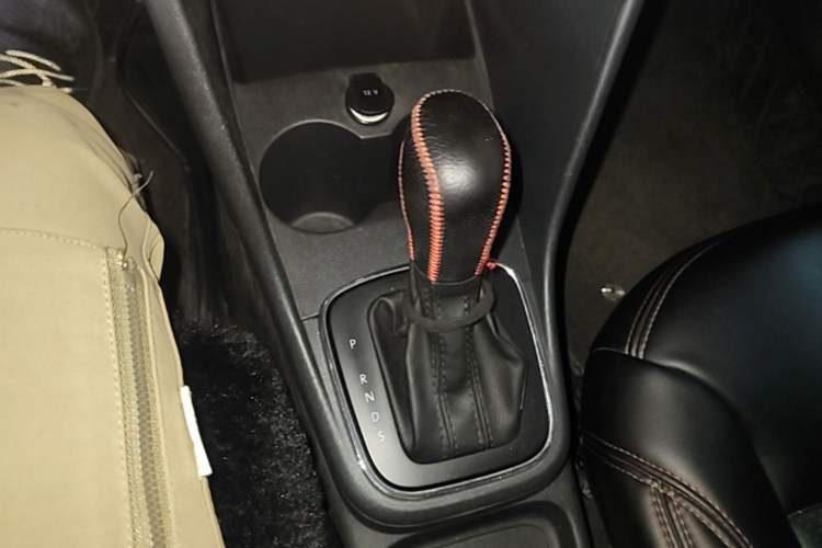 Used Volkswagen Polo 2016 1.4L Automatic Trendy Model Gear Lever