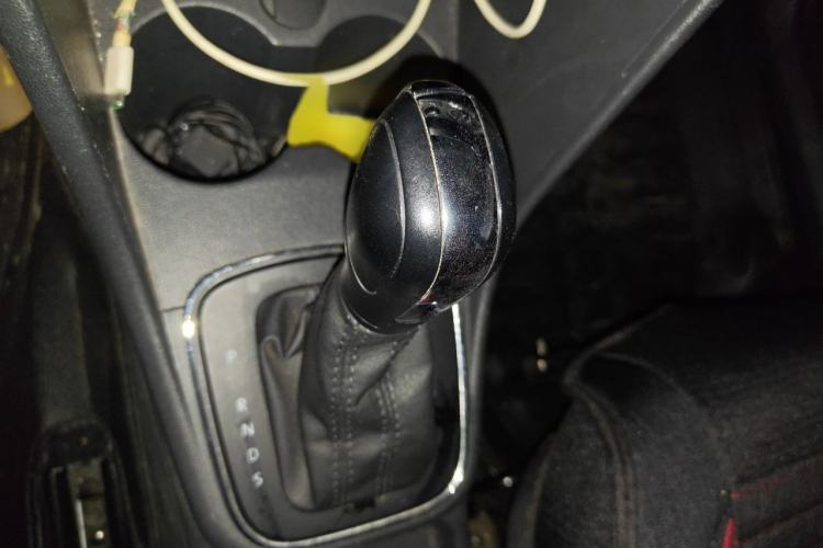 Used Volkswagen Polo 2016 1.4L Automatic Trendy Model Gear Lever