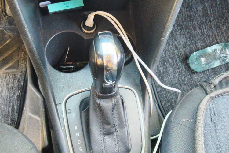 Used Volkswagen Polo 2016 1.4L Automatic Trendy Model Gear Lever