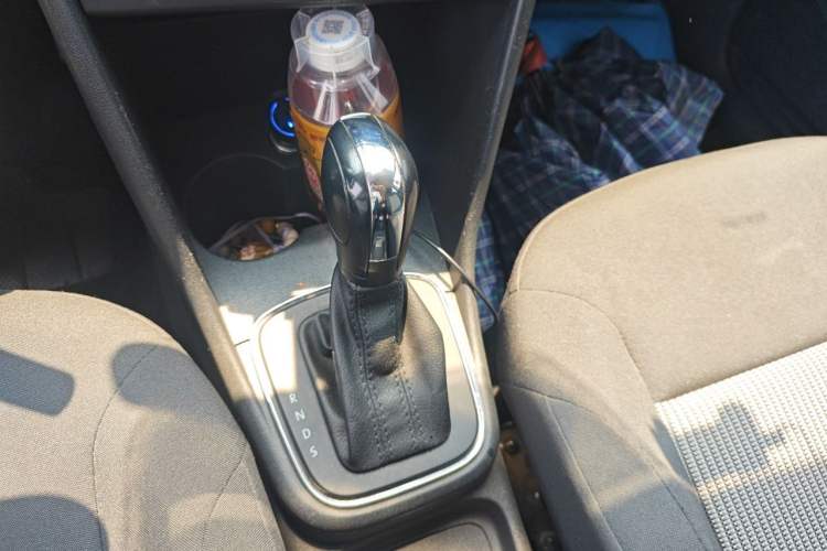 Used Volkswagen Polo 2016 1.4L Automatic Trendy Model Gear Lever