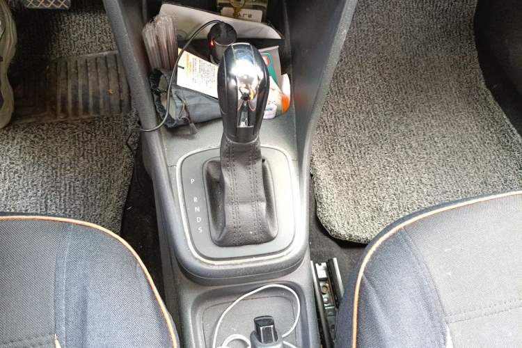 Used Volkswagen Polo 2016 1.4L Automatic Trendy Model Gear Lever