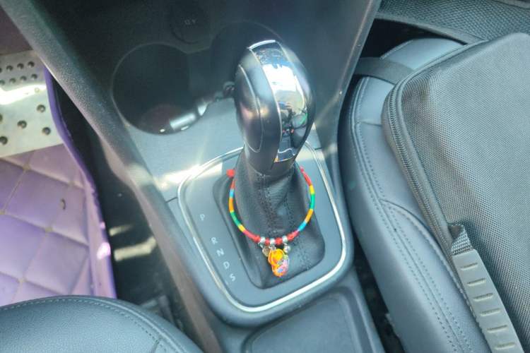Used Volkswagen Polo 2016 1.4L Automatic Trendy Model Gear Lever