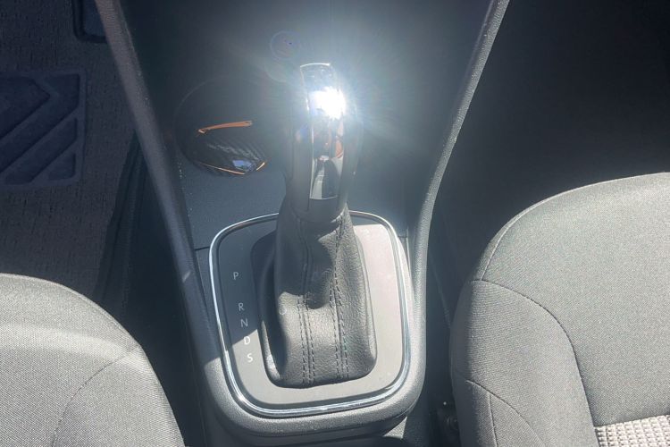 Used Volkswagen Polo 2016 1.4L Automatic Trendy Model Gear Lever