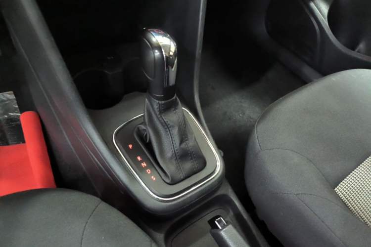 Used Volkswagen Polo 2016 1.4L Automatic Trendy Model Gear Lever