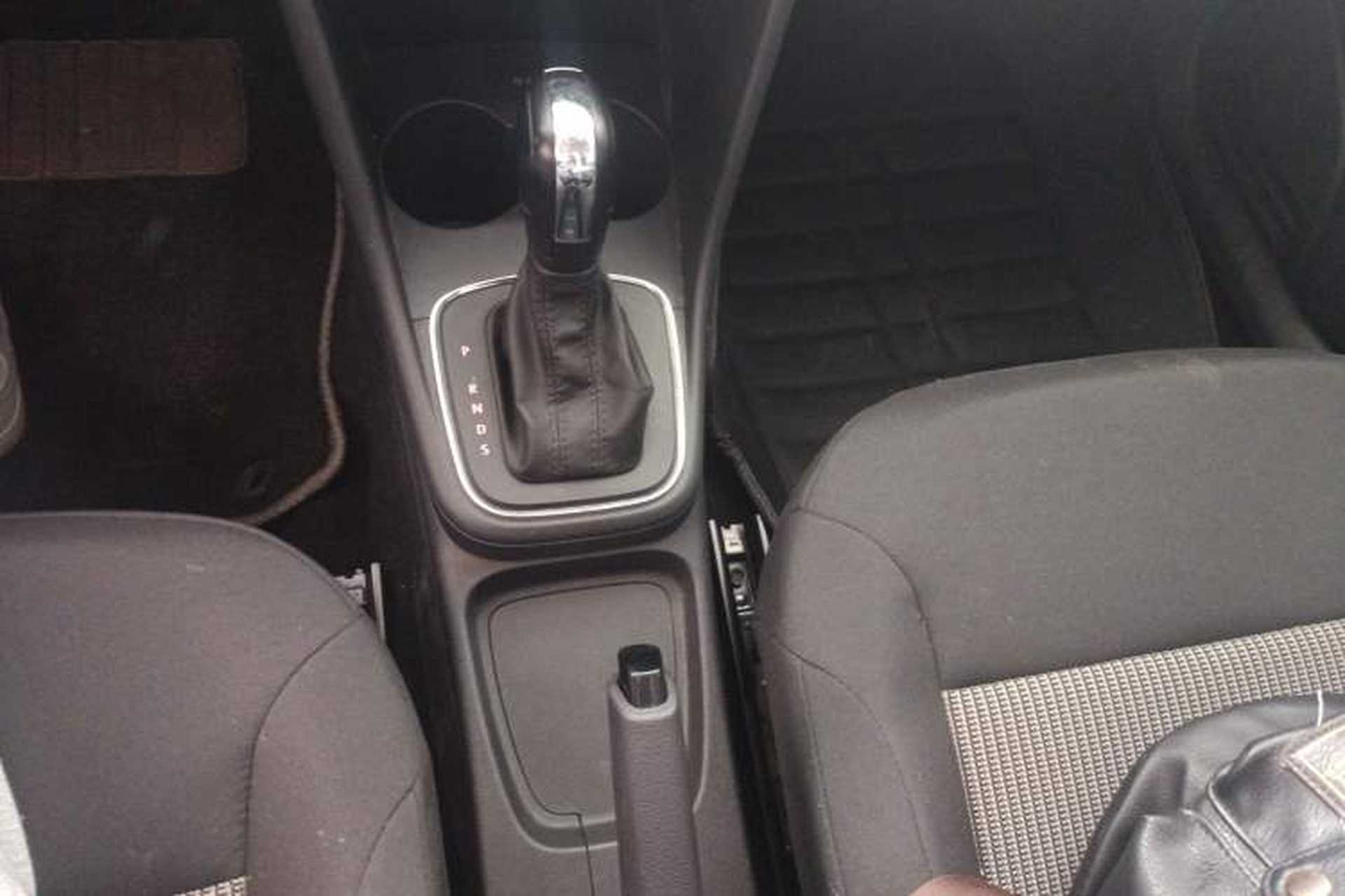 Used Volkswagen Polo 2016 1.4L Automatic Trendy Model Gear Lever