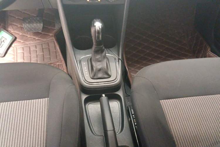 Used Volkswagen Polo 2016 1.4L Automatic Trendy Model Gear Lever
