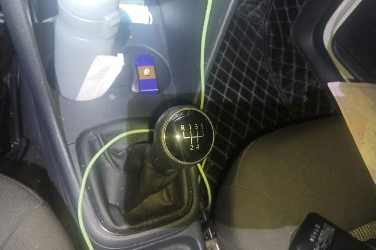 Used Volkswagen Polo 2016 1.4L Manual Fashion Model Gear Lever