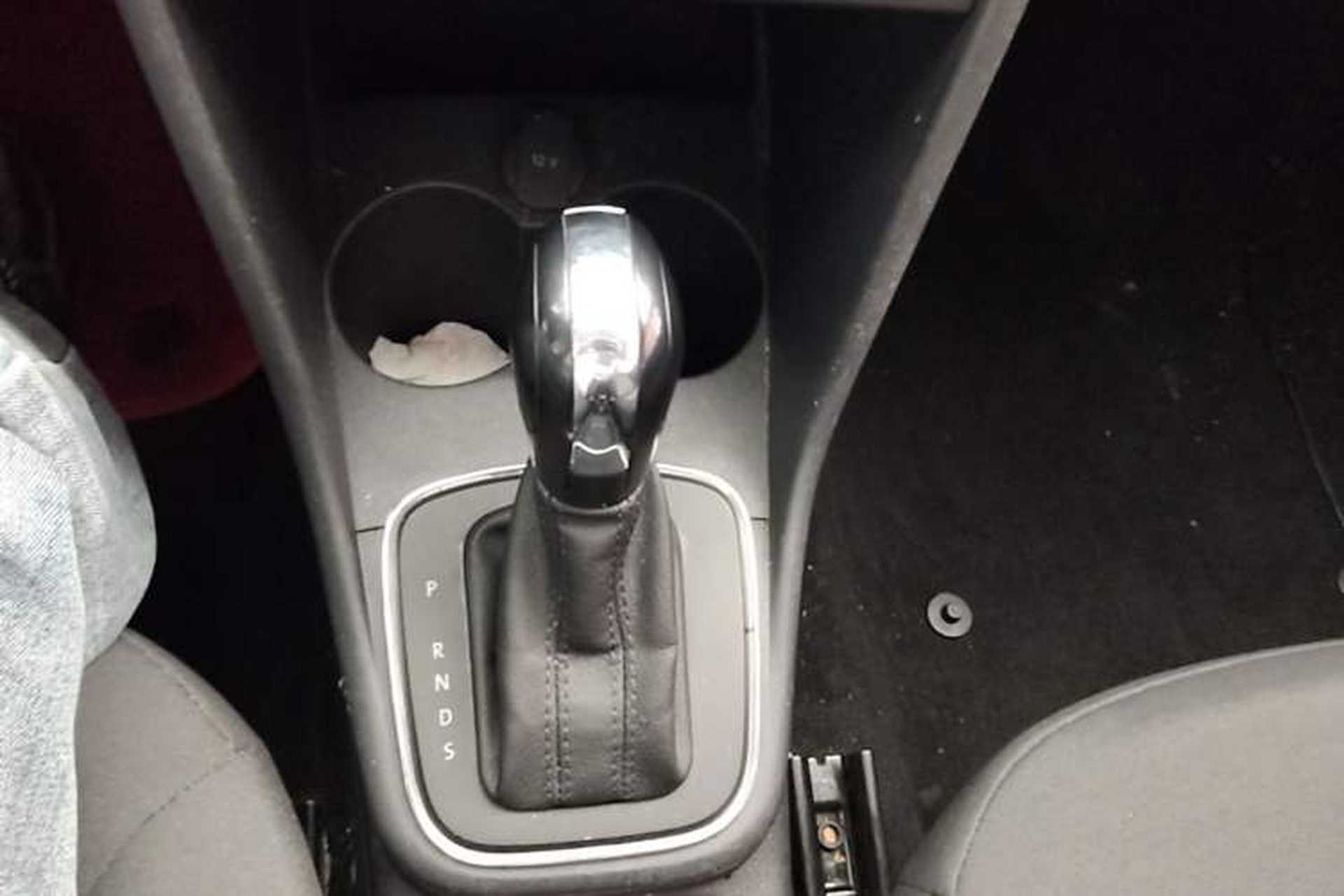 Used Volkswagen Polo 2016 1.4L Automatic Trendy Model Gear Lever
