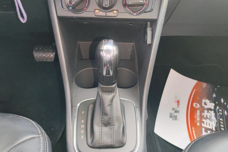 Used Volkswagen Polo 2016 1.4L Automatic Trendy Model Gear Lever