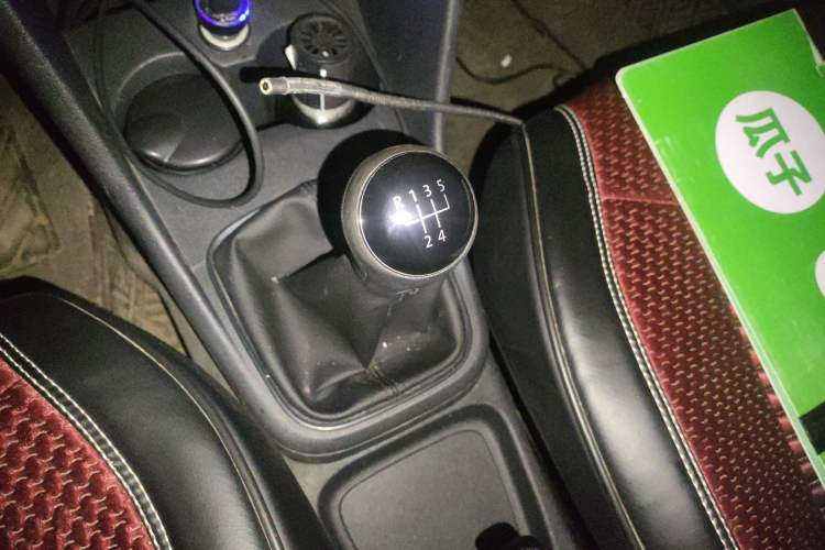 Used Volkswagen Polo 2016 1.4L Manual Fashion Model Gear Lever