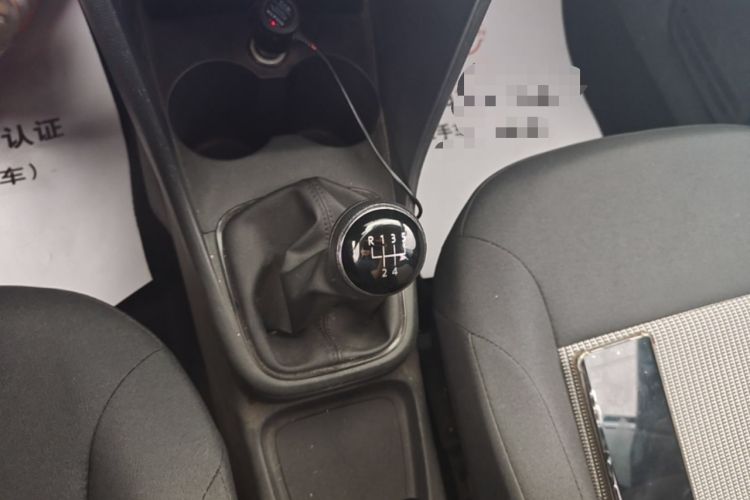Used Volkswagen Polo 2016 1.4L Manual Fashion Model Gear Lever