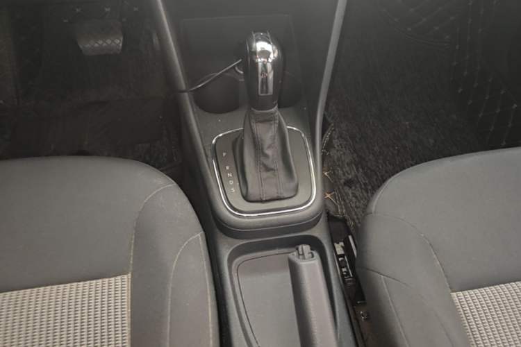 Used Volkswagen Polo 2016 1.4L Automatic Trendy Model Gear Lever