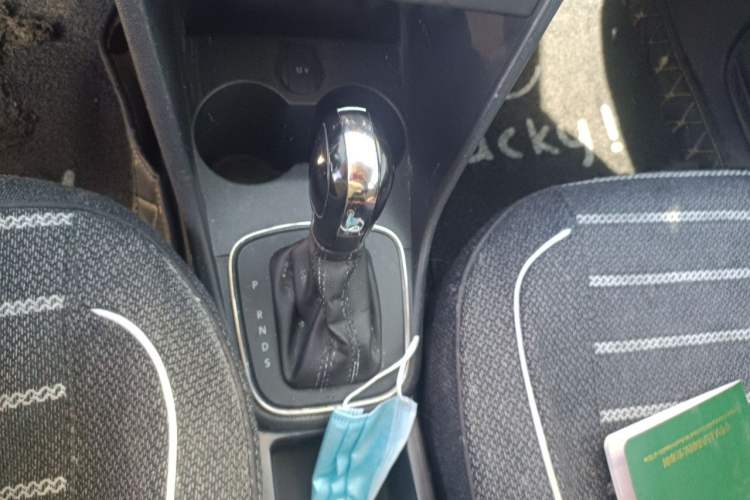 Used Volkswagen Polo 2016 1.4L Automatic Trendy Model Gear Lever