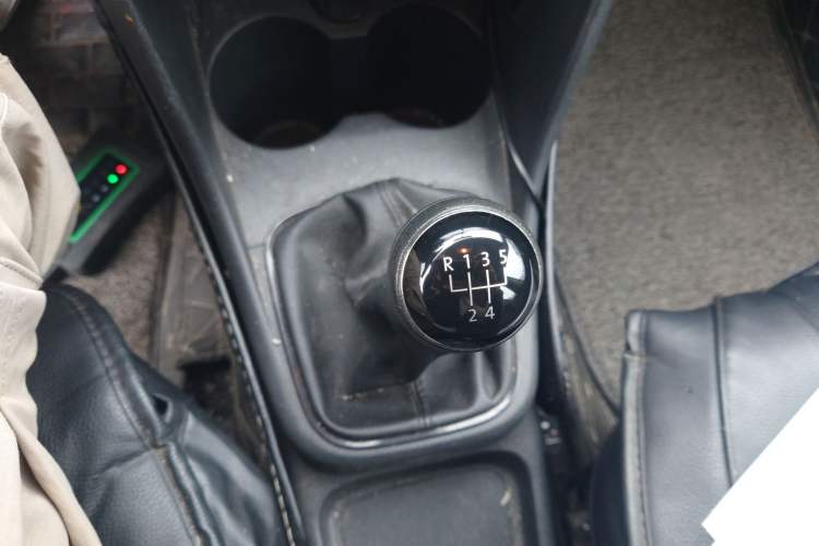 Used Volkswagen Polo 2016 1.4L Manual Fashion Model Gear Lever